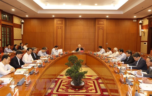 Tội phạm buôn lậu, làm hàng giả trước thanh bảo kiếm chống tham nhũng